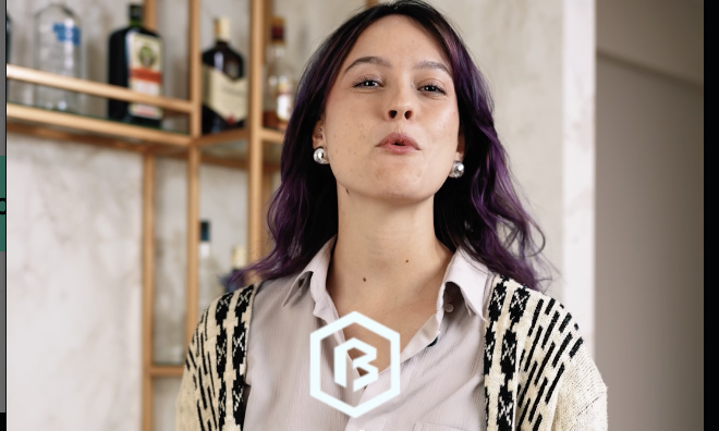 Miniatura do vídeo promocional vertical